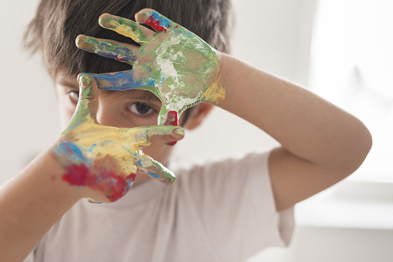 Bambino con autismo in abruzzo